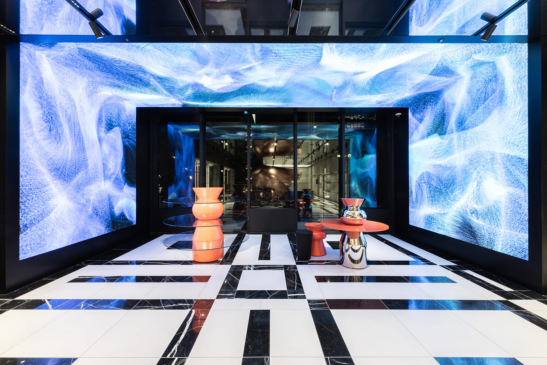 PIRETTI_FLAGSHIP STORE