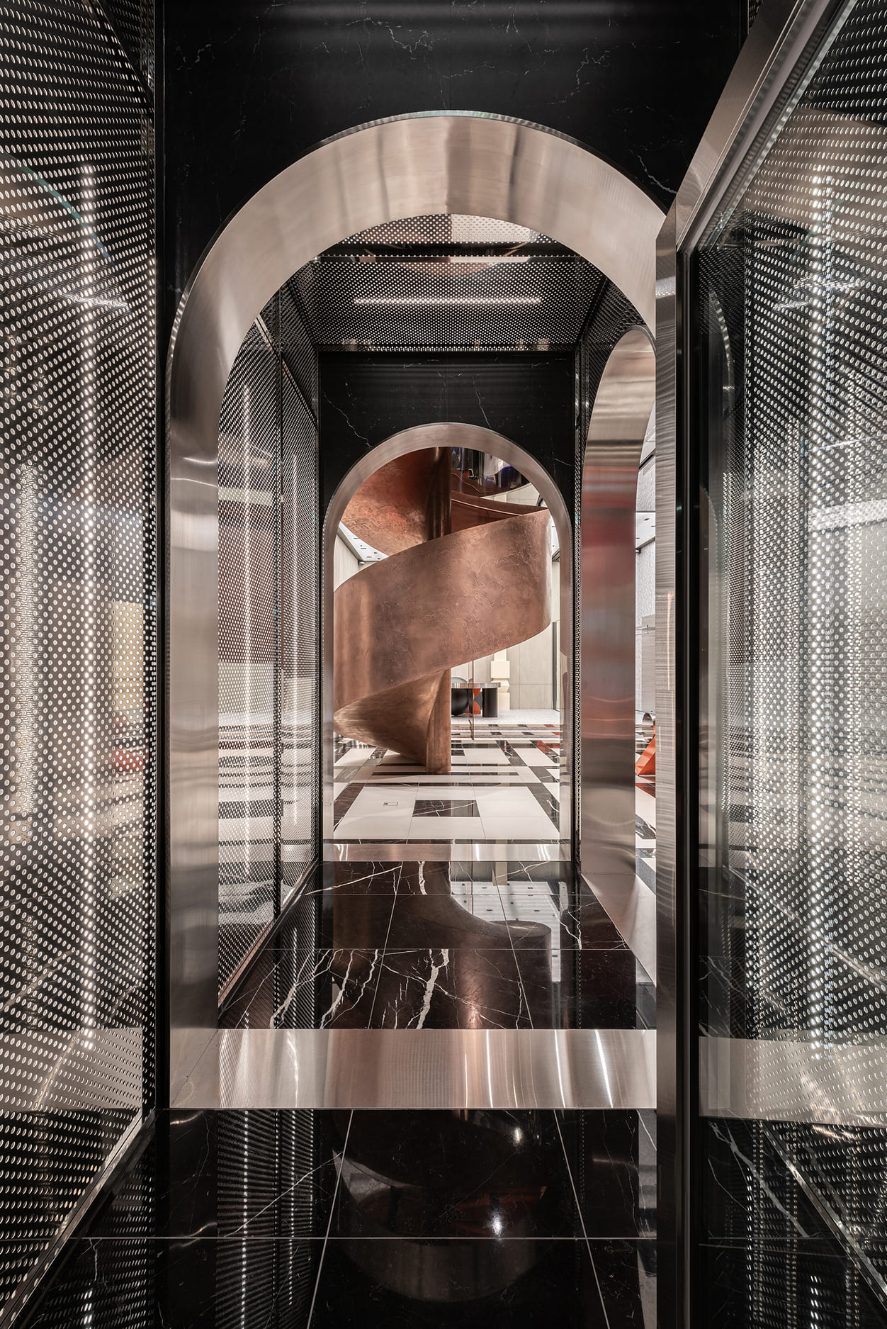 PIRETTI_FLAGSHIP STORE